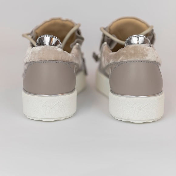 Giuseppe Zanotti Velvet Sneakers Size 35 - Picture 3 of 6